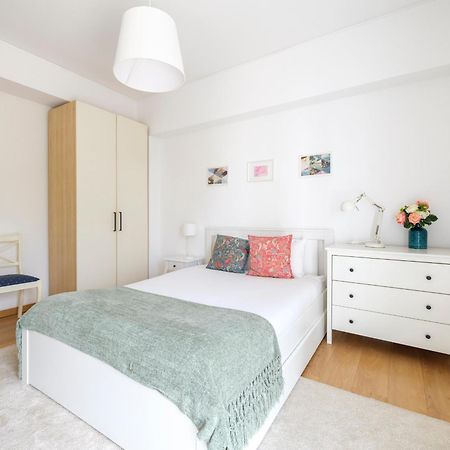Olivais Spacious Apartment Near Airport Lissabon Buitenkant foto
